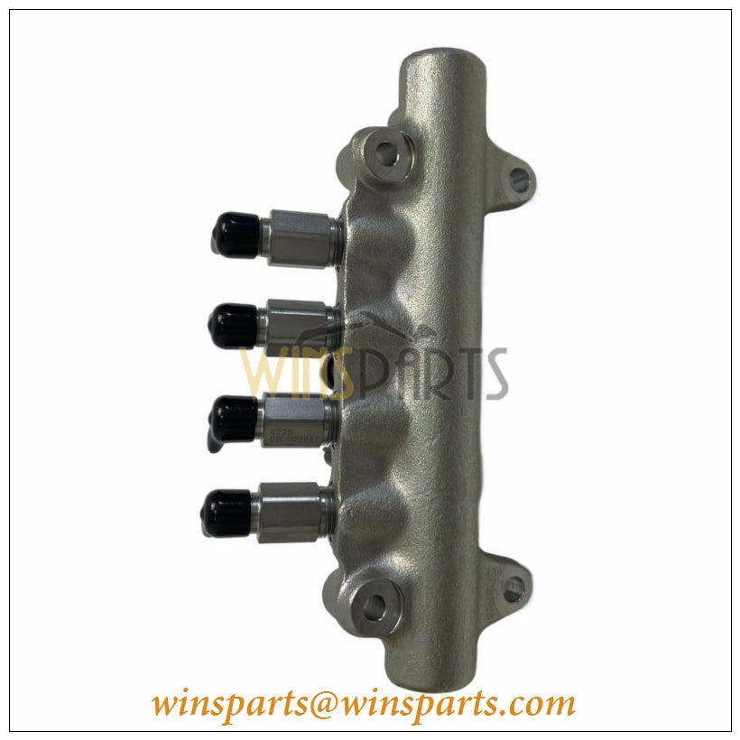Isuzu 8-97306063-3 8973060633 4HK1 Engine Common Rail Assembly