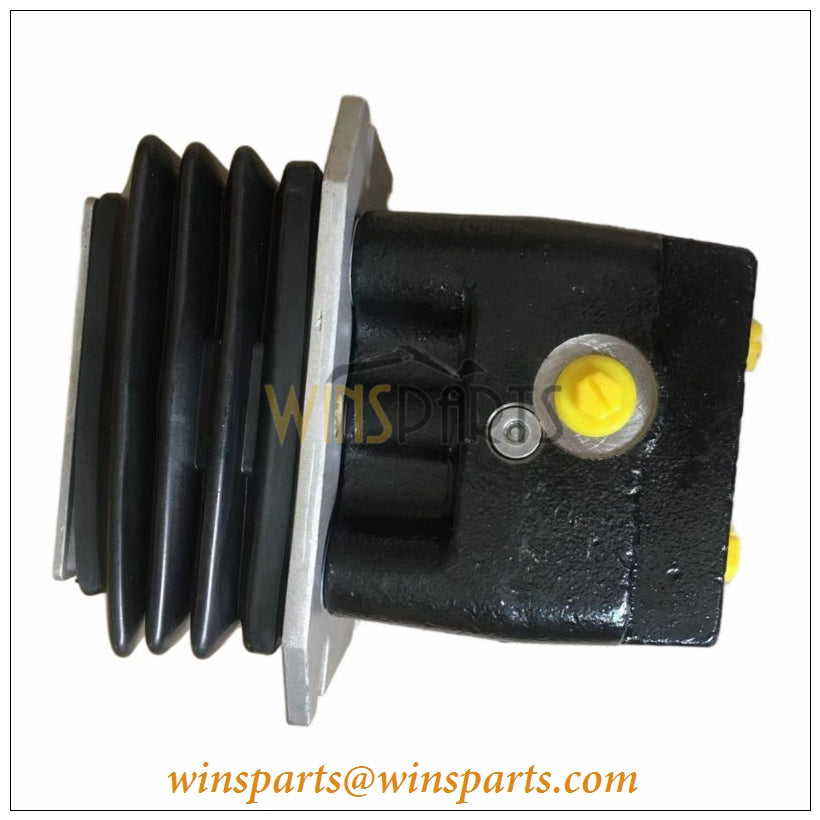 YN30V00105F2 Travel Foot Pedal Pilot Valve Travel Pilot Valve Kobelco SK200-8 SK210LC-8 SK250-8 SK260-8
